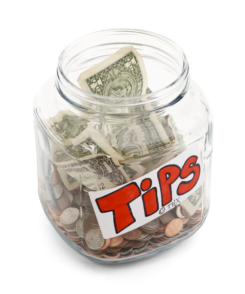 California Tip Laws Top 5 Questions Answered (2023 Updates)
