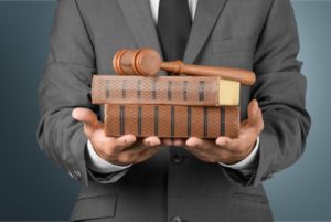 Can I Switch Defense Attorneys in the Middle of My Los Angeles Criminal Case?