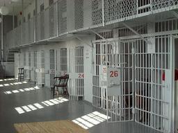 celda de prisión negra - una condena federal por tiroteo desde un vehículo en Nevada puede llevar a una larga sentencia.