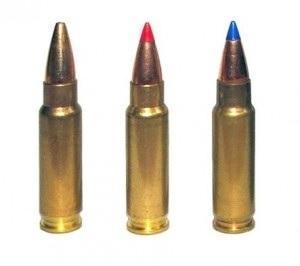 balas perforantes de armadura como ejemplo de una violación del Código Penal 12022.2 PC