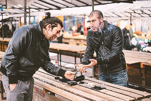 man attempting to sell stolen goods as an example of a Penal Code 496 PC violation
