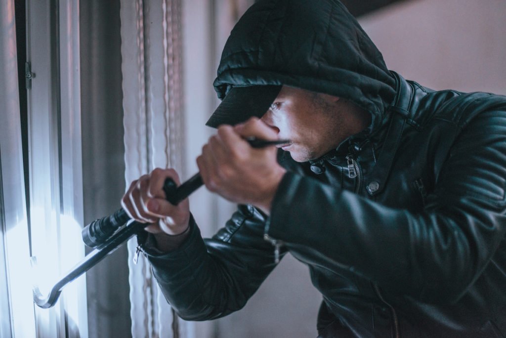 Hooded thief in possession of crowbar and flashlight in violation of CRS 18-4-205