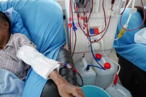 Truvada patient on dialysis due to kidney damage