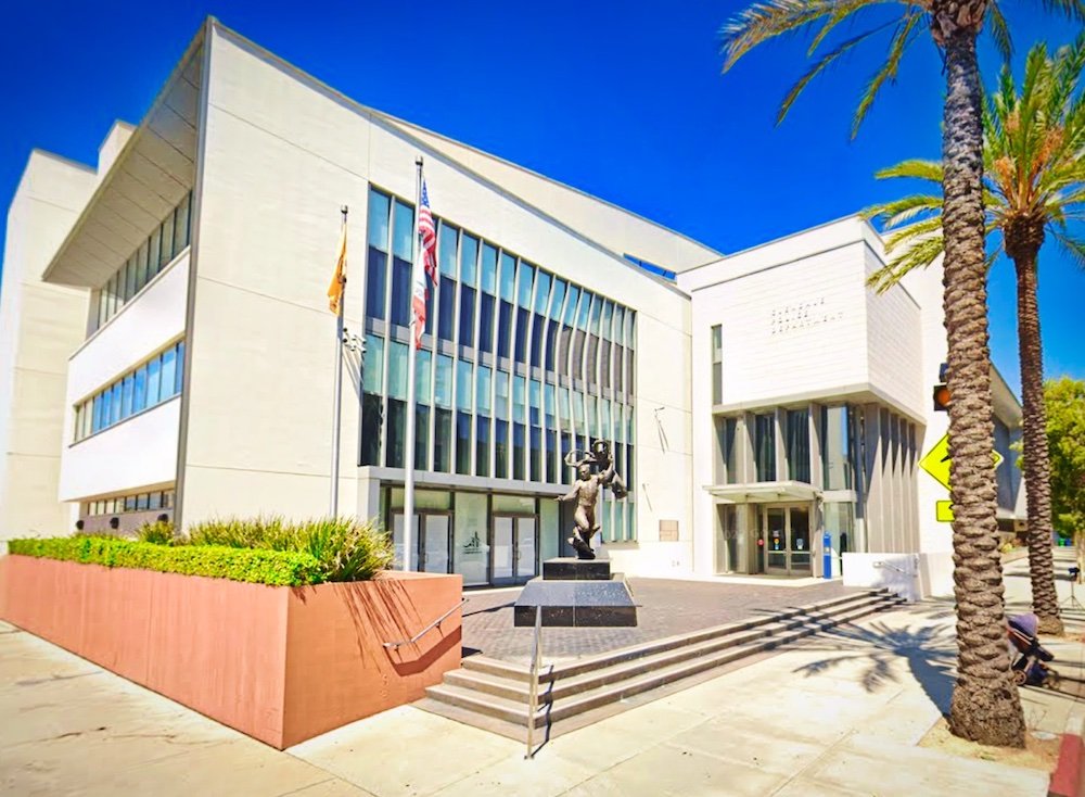 Exterior of the Glendale City Jail & Police Department.