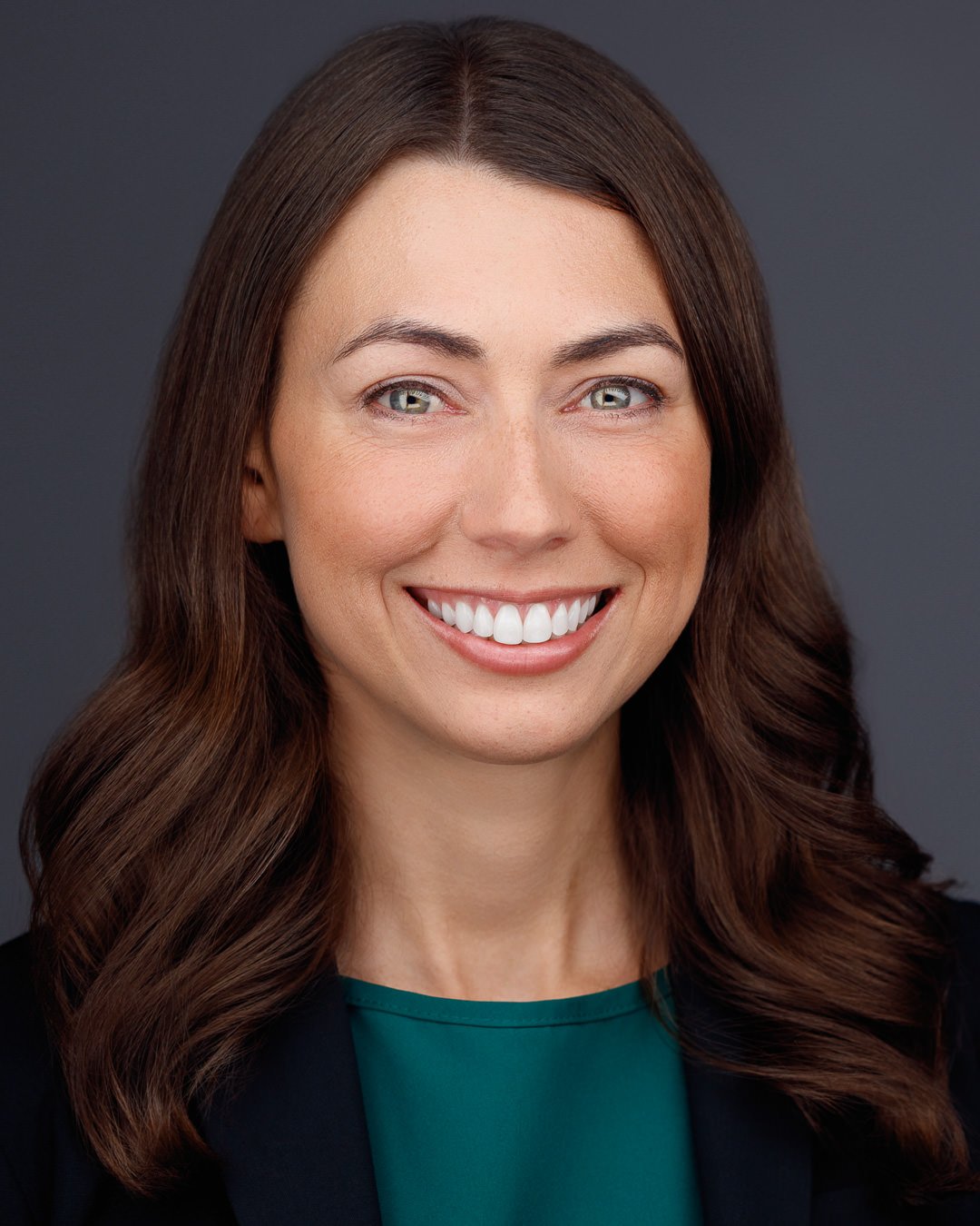 headshot of Lori McCardle